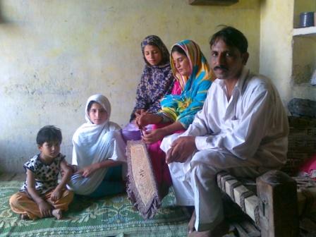 K.Ali Shah, Pakistan, 2010: Rasheed Khan so svojou rodinou 